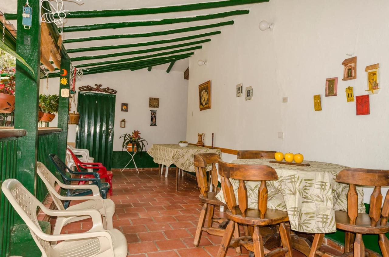 Finca Sol Y Luna San Gil Exteriör bild